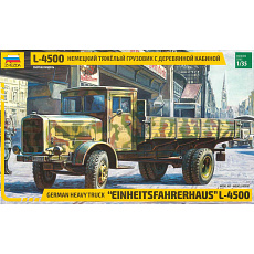 Zvezda Model Kit military 3647 - L-4500 Einheitsfahrerhaus (RR) (1:35)