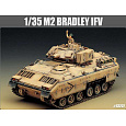 Academy Model Kit tank 13237 - M2 BRADLEY IFV (1:35)