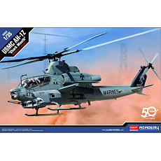 Academy Model Kit vrtulník 12127 - USMC AH-1Z "Shark Mouth" (1:35)