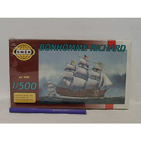 Směr modely plastové BONHOMME Richard loď 1:500 Směr modely plastové BONHOMME Richard loď 1:500