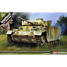 Model Kit military 13545 - German Panzer III Ausf.L "Battle of Kursk" (1:35)