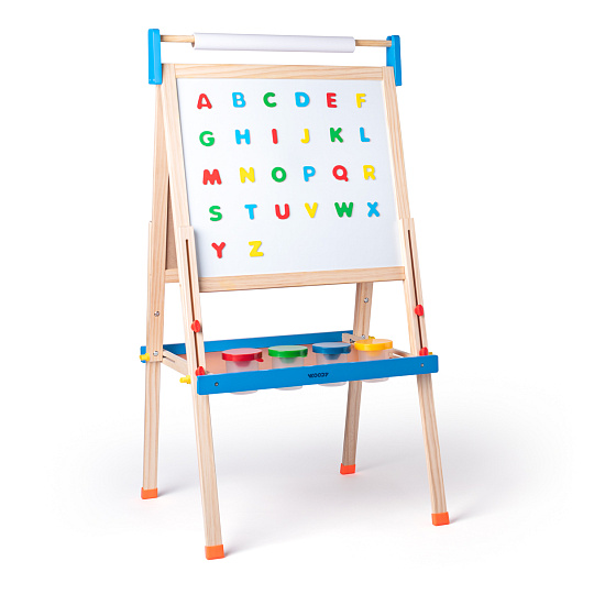 Woody Tabule "ABC" s písmeny, s rolí papíru a kelímky