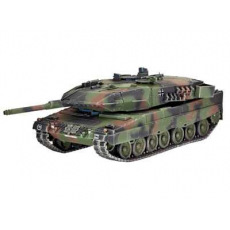 Revell Plastic ModelKit tank 03187 - LEOPARD 2 A5 / A5 NL (1:72)